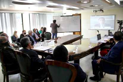 Isspol. En febrero pasado, Jorge Chérrez compareció virtualmente al directorio de la entidad policial. Meses después fue acusado por el supuesto lavado por EE.UU.