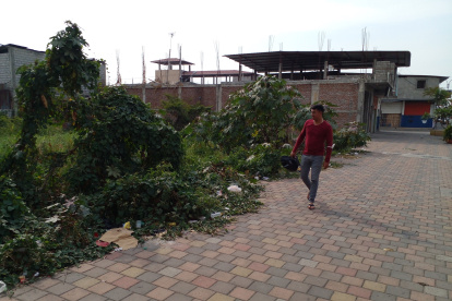 Este es el panorama en los solares de la ciudadela Juan Baustista.