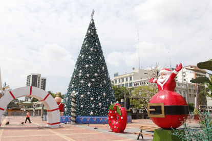 Navidad en Malecón Simón Bolívar.