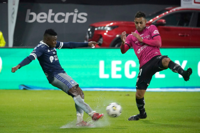 Emelec cometió múltiples en la final de ida ante Independiente del Valle.