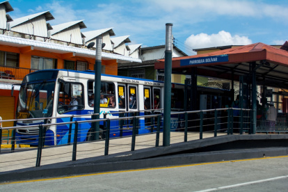 Movilidad. El sistema de la metrovía cuenta actualmente con tres troncales.