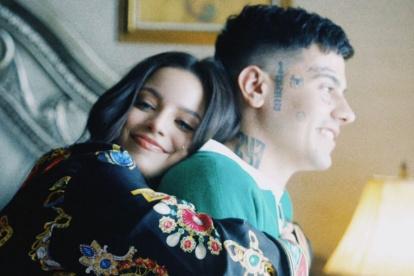 Emilia y Duki presentaron en julio de este año, su primer tema juntos titulado Como si no importara.