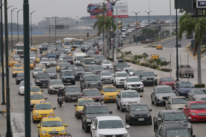 Durante todo el día, el tráfico fue como el que se registra en la imagen.