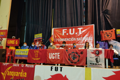 La organización y grupos afines se reunieron en el auditorio de Radio Moreno en Guayaquil.