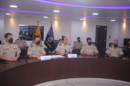 Anuncio. Miembros de la cúpula policial dispuestos a que se audite sus cuentas y bienes.