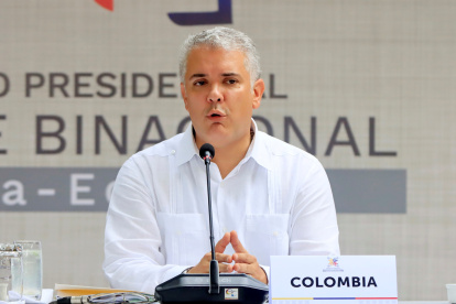 El presidente de Colombia, Iván Duque, habla durante la apertura del Encuentro Presidencial "X Gabinete Binacional Colombia - Ecuador", hoy en Cartagena de Indias (Colombia). EFE/ Ricardo Maldonado