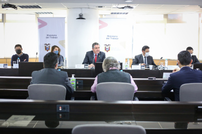 El ministro Donoso encabezó hoy la última reunión del Consejo.