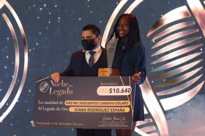 Kiara Rodríguez, bronce paralímpico en Tokio, se alzó con el Legado de Oro.