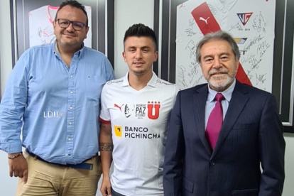 Andrés López (centro) fue presentado mediante las redes sociales del cuadro albo.