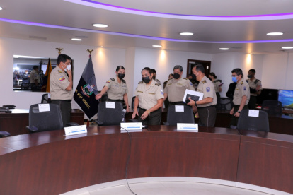 Presentación. El 15 de diciembre la general Varela notarizó las visas.