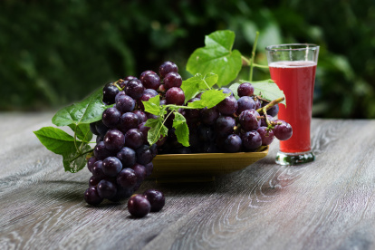 12 uvas son consumidas para despedir el año