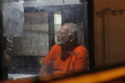 Traslado. Cerca de las 19:00 del miércoles Carlos Pareja Yannuzzelli ingresó a la cárcel 4 de Quito.