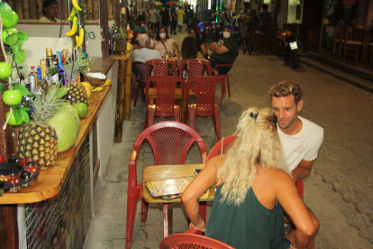 Los locales de Montañita, uno de los balnearios más visitados de la provincia, podrán atender.