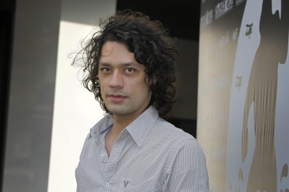 Fotografía de archivo, tomada en octubre de 2011, en la que se registró al cineasta colombiano Jaime Osorio, durante el 44 Festival de Cine Fantástico, en Sitges (España).