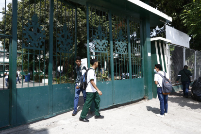 Tanto a la entrada como a la salida de los colegios, los alumnos han sido víctimas de delincuentes que se apuestan en los alrededores de las instituciones educativas.