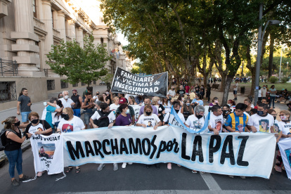 Decenas de ciudadanos fueron registrados el pasado 16 de diciembre durante una marcha por la paz,