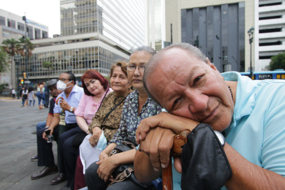 Los profesores jubilados están tristes y cansados de seguir en una lucha que lleva varios años, en busca del pago de la compensación jubilar.