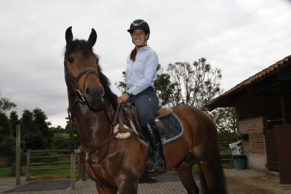 Priscila Simpson tiene una relación especial con Cretchon. Resaltó que al estar sobre el caballo siente paz.