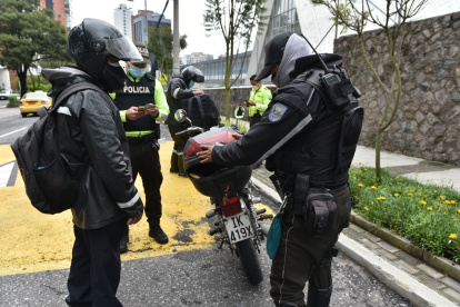 Revisiones. En el sector existen operativos de control policial que apuntan especialmente a los motorizados.