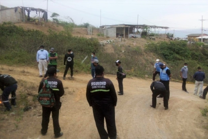 Observación. Las brigadas de las comunas recorren ciertos lugares para poder controlar en algo el problema.