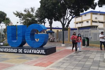 Las actividades administrativas en la Universidad de Guayaquil se realizarán en línea.