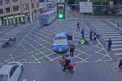| Se visualiza un #Siniestro de tránsito en Av. Quito y Clemente Ballén.