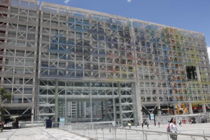 A funcionarios de diversos ministerios no se les renovó el contrato en diciembre de 2021.