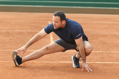 El funcionario público afirma que se desestresa corriendo y boxeando.
