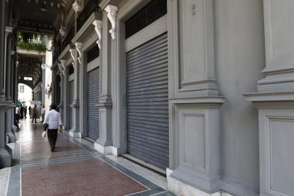 MUNICIPIO CERRADO POR LA DISPOSICION DE EL COE CANTONAL LAS ENTIDADES PUBLICAS SE ACOGEN A LA MODALIDAD TELETRABAJO/JIMMY NEGRETE/GUAYAQUIL-ECUADOR