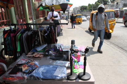 Mucho comercio en la zona de Los Rosales
