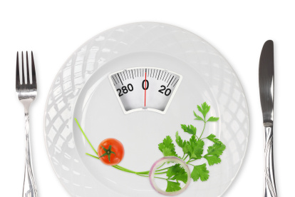 Las dietas extremas podrían causar riesgos en su salud.