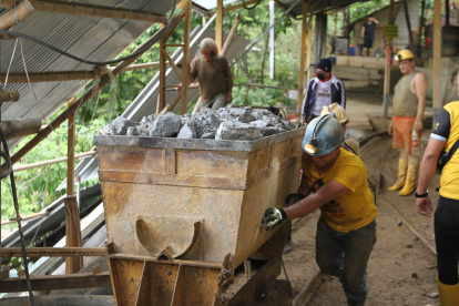 Actividad en una mina legal de Portovelo, cerca de Zaruma, ahora en crisis por la falta de control.