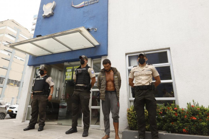 El sospechoso fue presentado en una Unidad de Policía Comunitaria.AMELIA ANDRADE