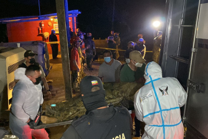 Rescate. Luego de seis horas de incursión dentro de una bocamina, los cadáveres de dos sableros fueron recuperados