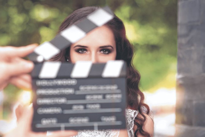 Su fundamento está en exponer aspectos de la vida propia ante un público dispuesto a amar y a criticar.