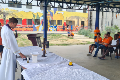 Misa. En la Regional Guayas se celebró ceremonias religiosas.