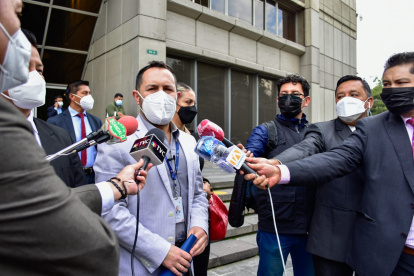 Adrián Castro, director de la ANT luego de presentar la denuncia en la FGE.