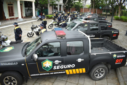 Equipo. Los vehículos serán utilizados por la Policía Municipal.