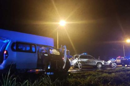 El grupo perteneciente supuestamente a Los Lobos llegó en una furgoneta color blanco