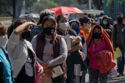 Los contagios de COVID se han desbordado en los últimos días en el universo, lo que complica la salud. EFE/Isaac Esquivel
