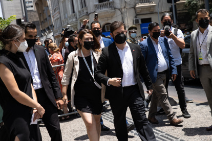 Gabriel Boric y su pareja, Irina Karamanos, vivían en un departamento arrendado en el turístico barrio de Bellas Artes.