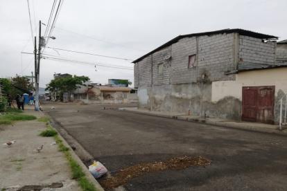 En la 45 y la k dejaron a una mujer  abandonada en la calle con varios disparos.