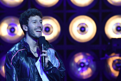 Melancólicos anónimos forma parte del nuevo álbum de Yatra llamado Dharma que se estrenará el próximo 28 de enero.