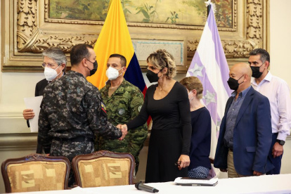 La cita entre Viteri y otros gobernantes se dio en la Gobernación del Guayas.