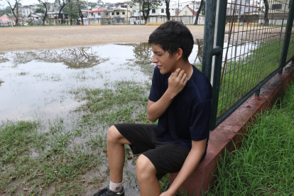24-01-2022-Parques descuidados en el norte..-En el parque del condor