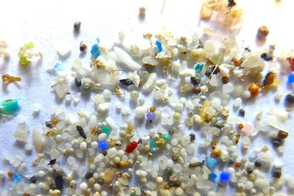 Los microplásticos ya están hasta en la atmósfera, según un reciente estudio.