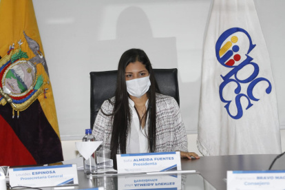 Sofía Almeida asegura que hay un plan para despojarla de la presidencia del organismo desde la nueva mayoría del CPCCS.