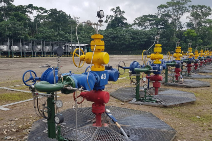 Extracción. Las plataformas Ishpingo A y B tienen una capacidad de producción de 45.000 barriles.