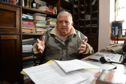 Henry Llanes promueve actualmente una reforma al Instituto Ecuatoriano de Seguridad Social.