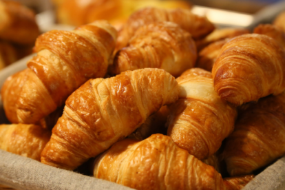 Croissant significa “creciente” en francés